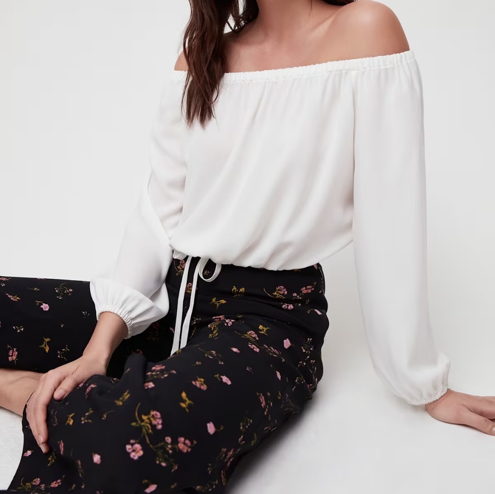 Aritzia Wilfred Eleanora Blouse Off The Shoulder Cropped Top White Medium